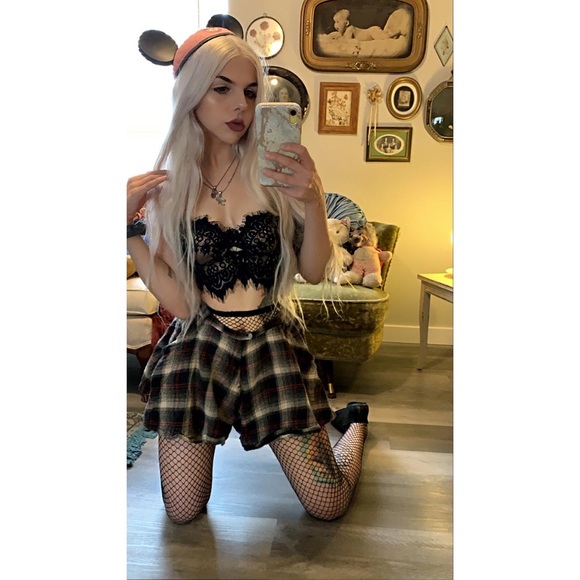 Meet your posh seller! @Lvnarmoth on Instagram - @bloodmilk on depop - Picture 4 of 9